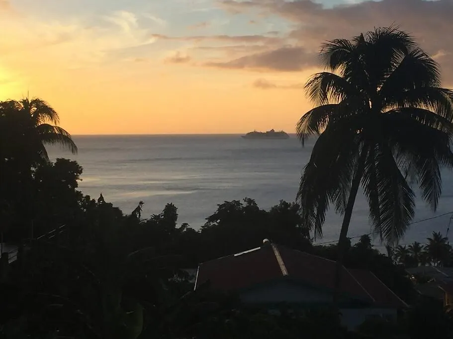 Air Conditioned House With Ocean And Garden View Loubiere 아파트